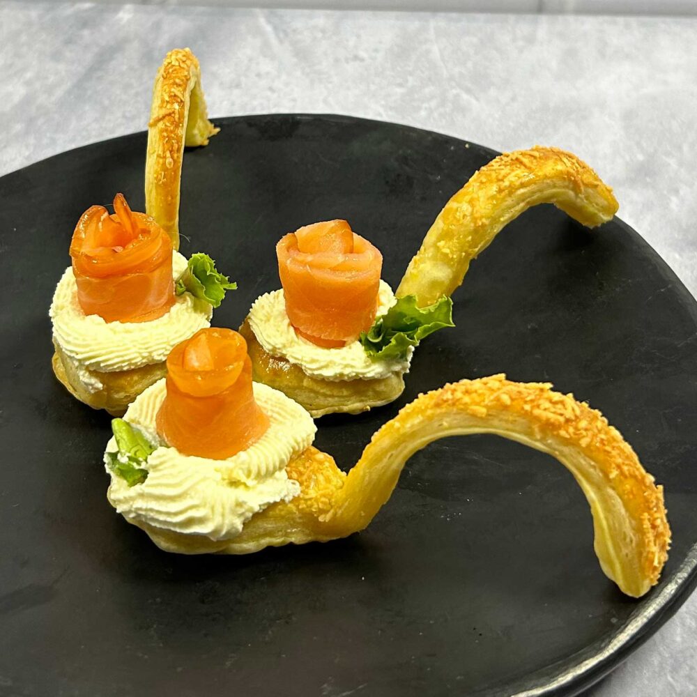 Resultado de la receta Salmón en Masa de Hojaldre en Cucharas